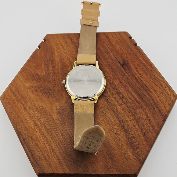 Quartz Womens Gold Tone Watch Golden Tan Laser Cut Floral Band Southwestern Vibe - Picture 5 of 6